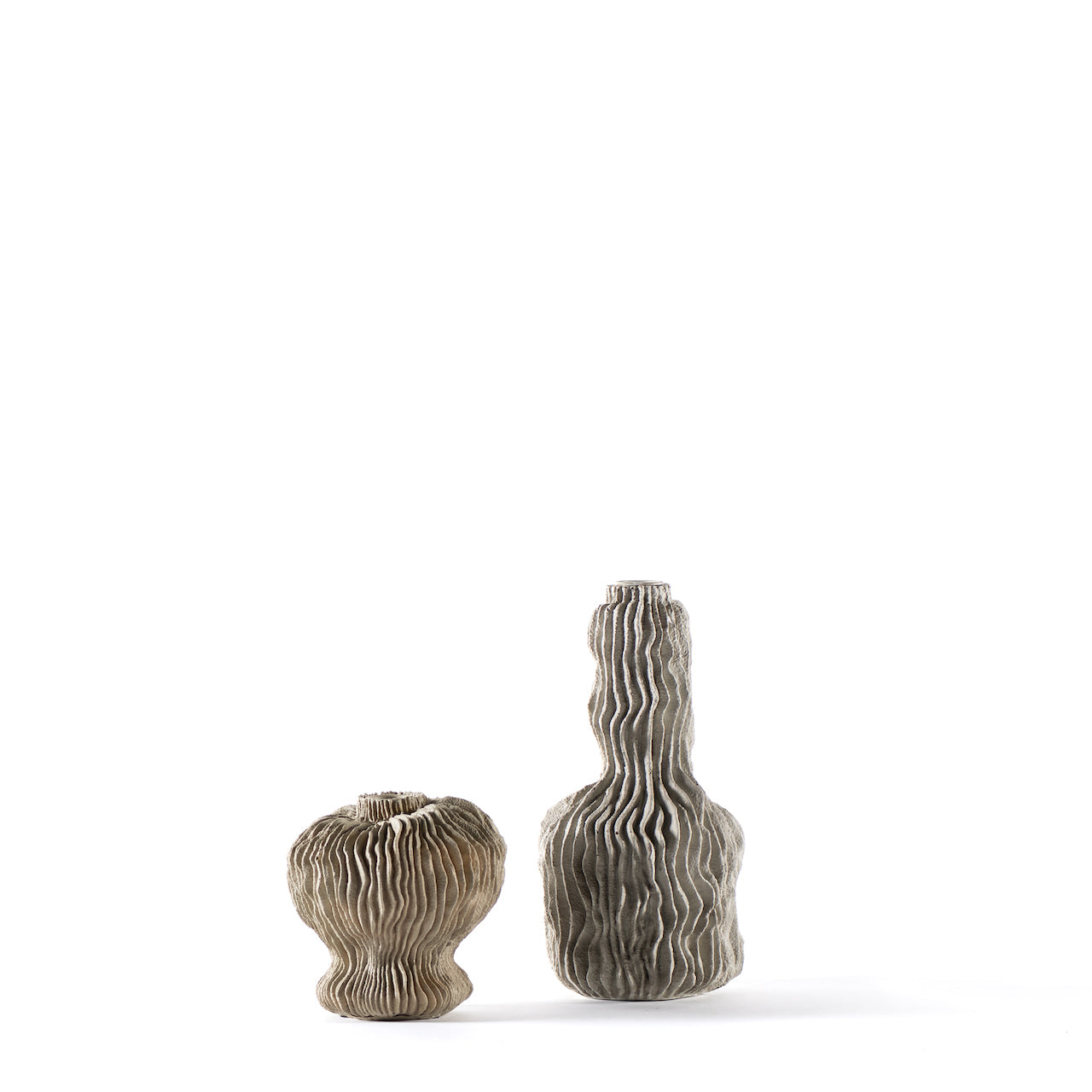 Candelabro Líneas de Poliresina | Estilo Moderno y Elegante