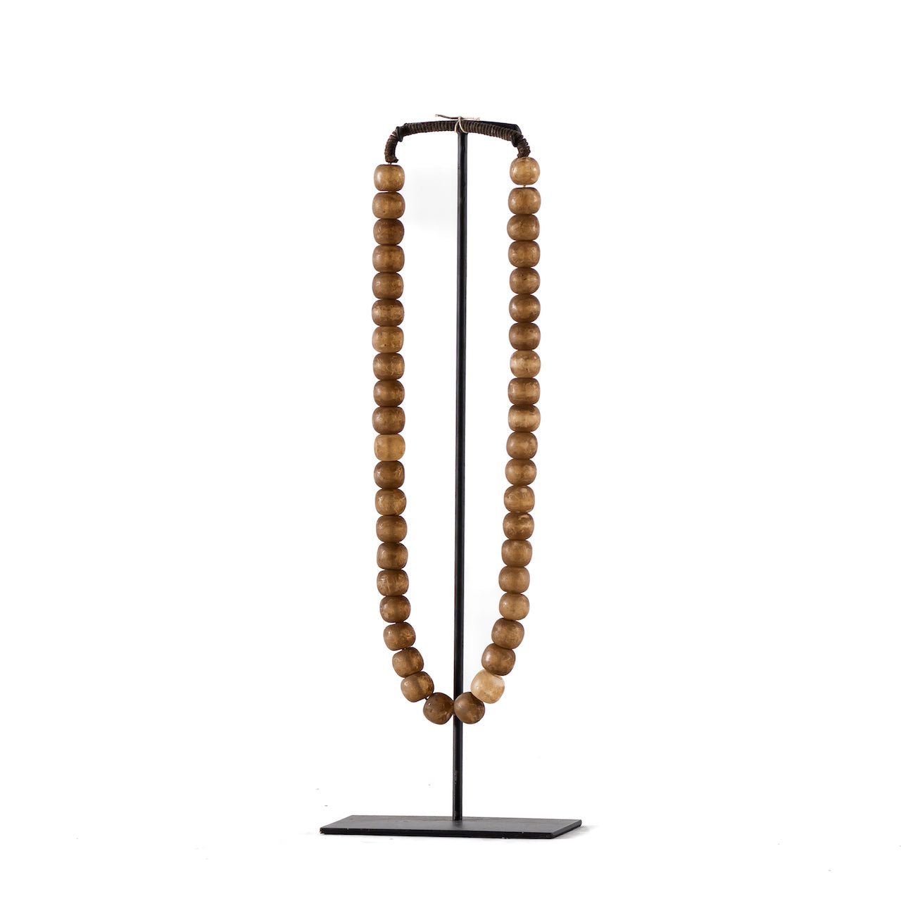 COLLAR DE CUENTAS DE VIDRIO ENVEJECIDO OPACO ARENA / 16A X 50H CM