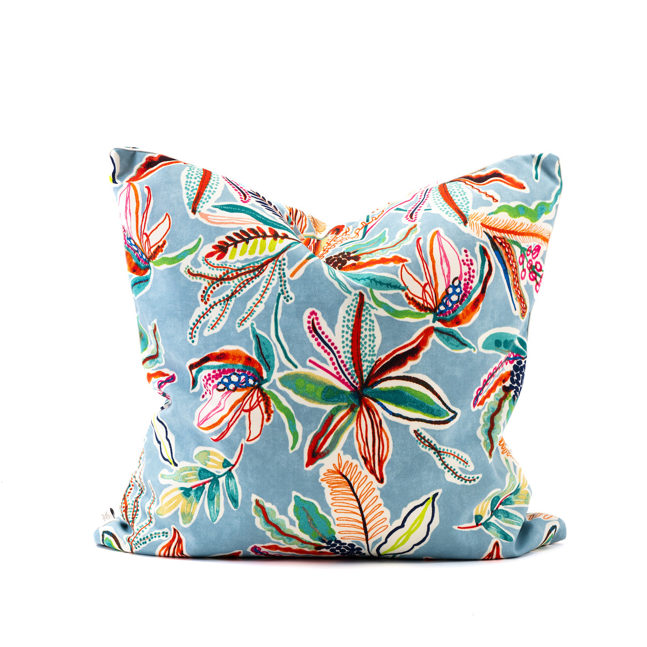 COJIN OUTDOOR FLORES FONDO CELESTE VIVO CREMA 60 X 60 CM