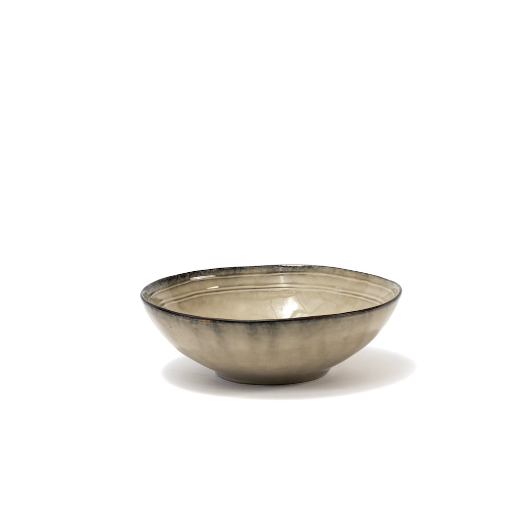 FUENTE GRES CON LINEAS ARRIBA CAFÉ / 25D X 7.5H CM