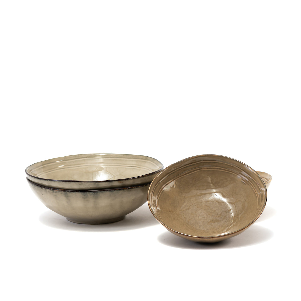 FUENTE GRES CON LINEAS ARRIBA CAFÉ / 25D X 7.5H CM