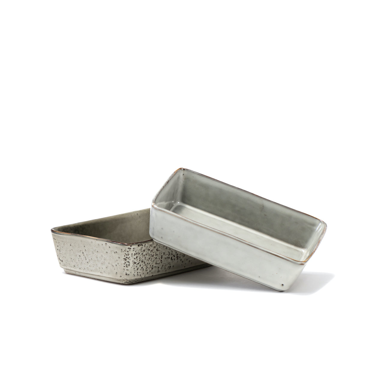 FUENTE RECTANGULAR GRES TONOS GRISES / 20L X 14A X 6H CM