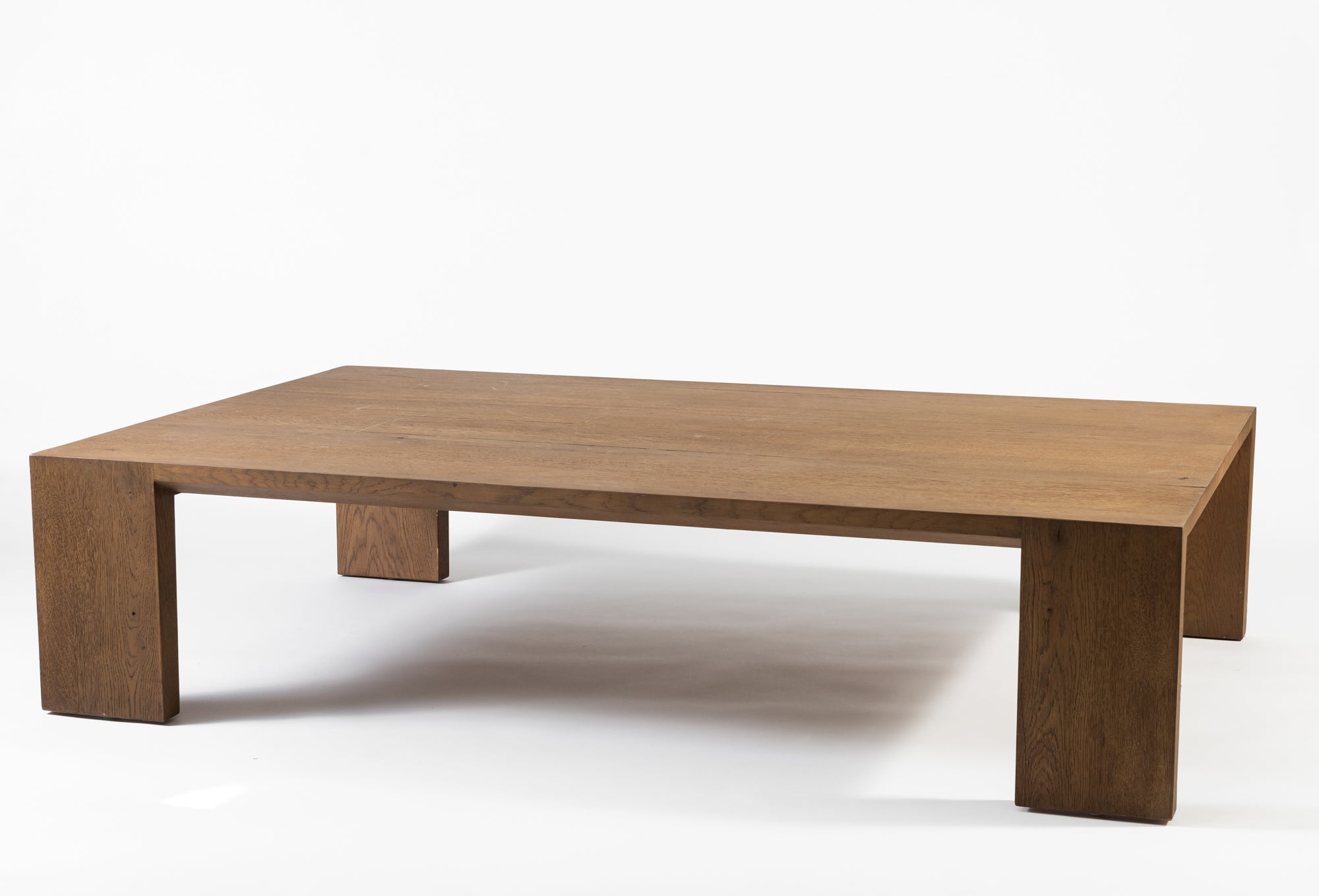 MESA DE CENTRO | Mesa de centro de Roble con acabado Natural 102A X 162.5L X 38H CM