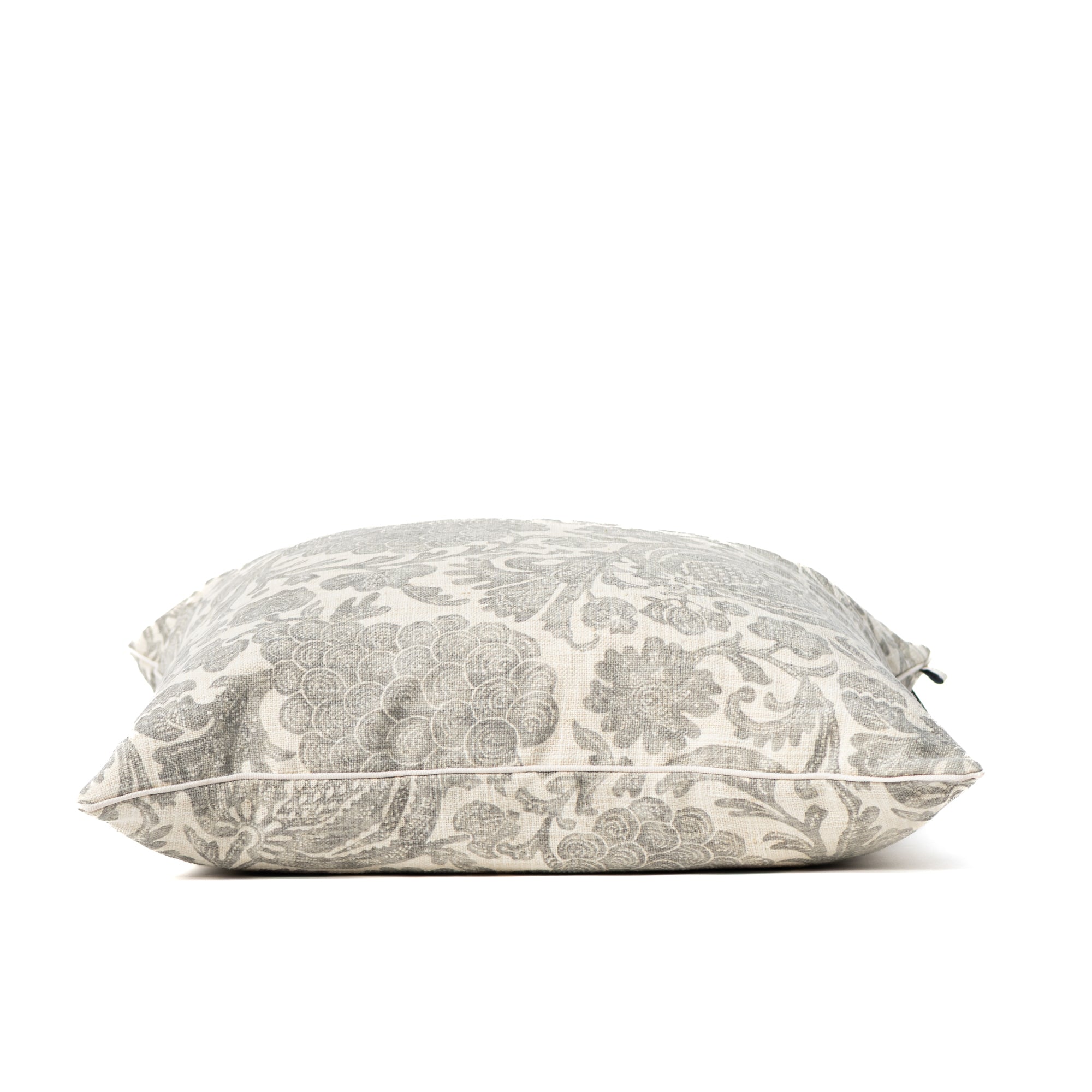 COJIN LINO CREMA CON VIÑEDO GRIS VIVO CREMA / 60 X 60 CM