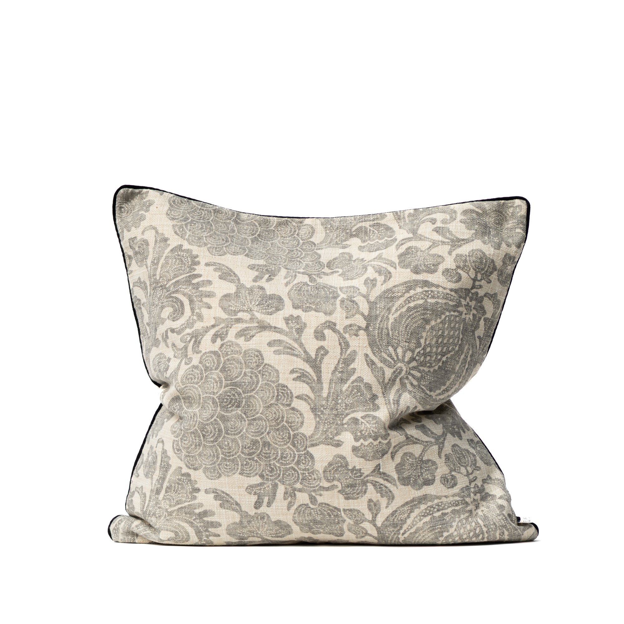 COJIN LINO CREMA CON VIÑEDO GRIS VIVO NEGRO / 50 X 50 CM