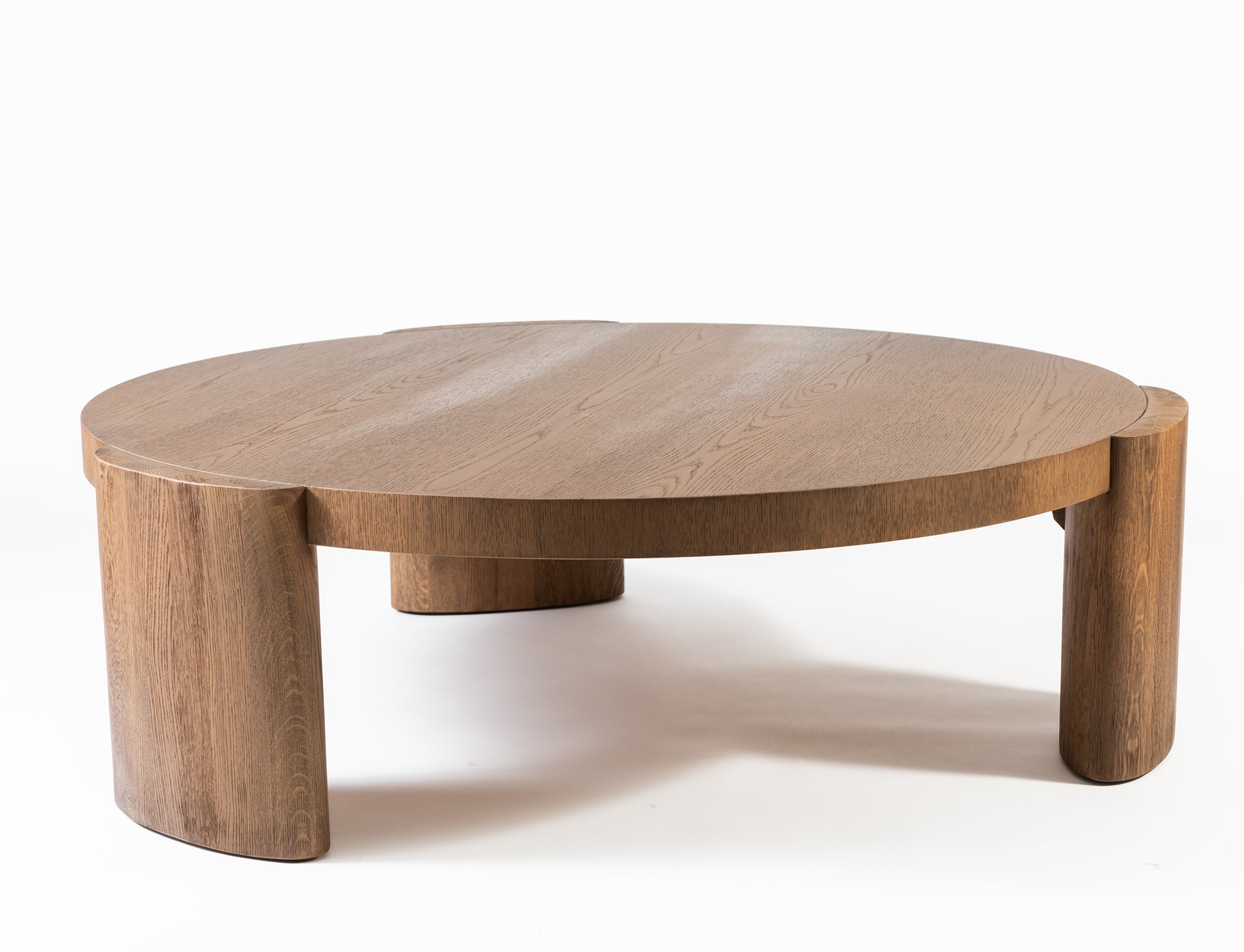 MESA DE CENTRO | Mesa de centro de Roble con acabado Natural 122D X 38H CM