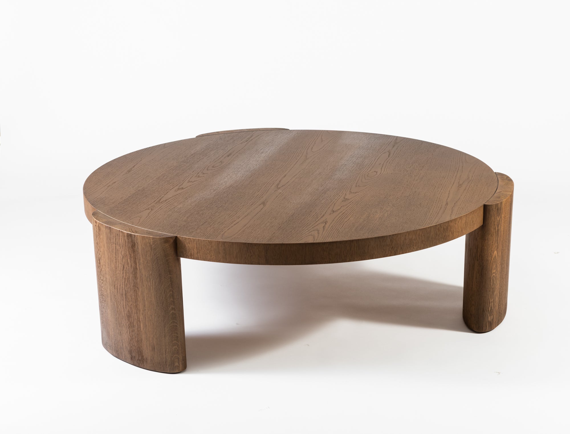 MESA DE CENTRO | Mesa de centro de Roble con acabado Natural 122D X 38H CM