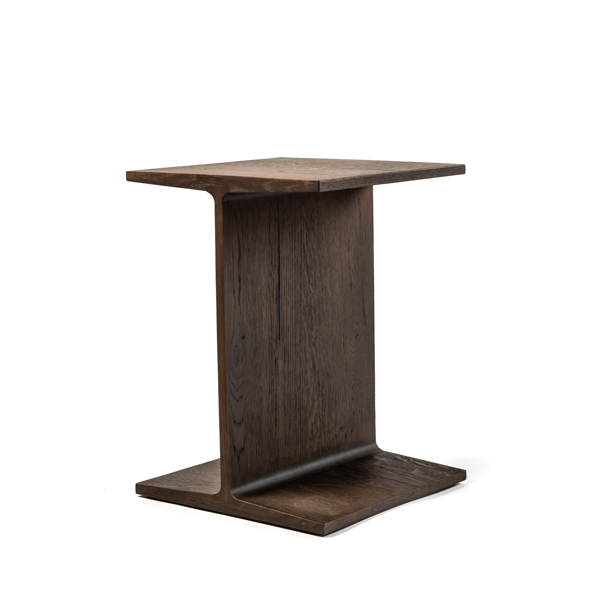MESA LATERAL BRISAS ROBLE CAFÉ / 41A X 41P  X 55H CM