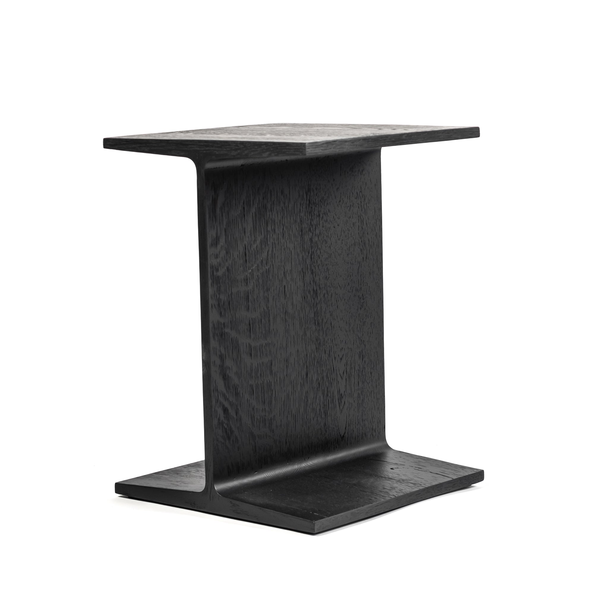 MESA LATERAL BRISAS NEGRO ROBLE / 41A X 41P  X 55H CM