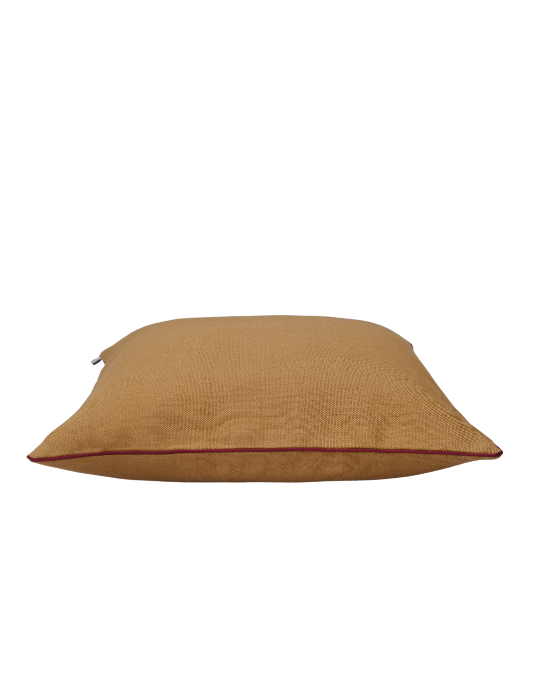 COJIN LINO CAMEL CON VIVO BURDEO / 50 X 50 CM