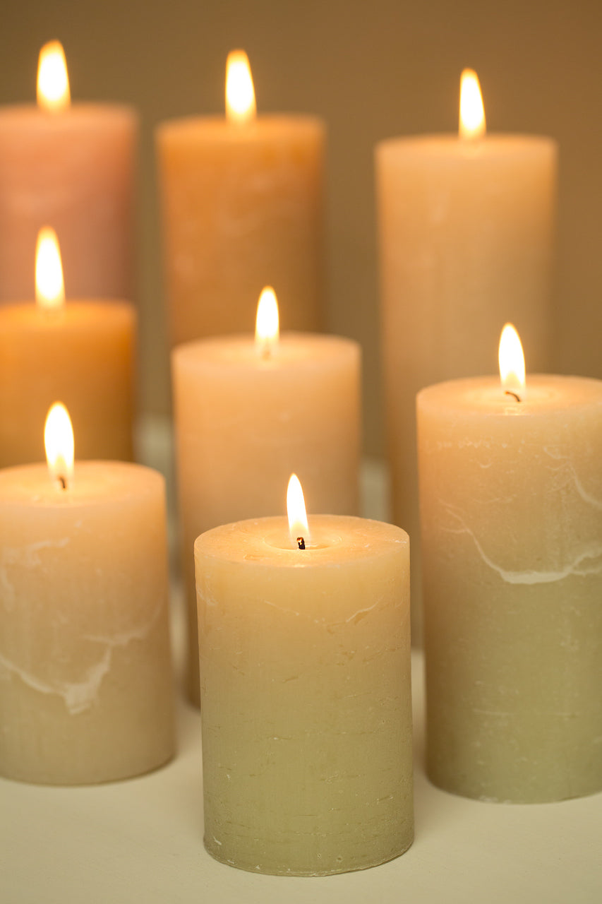 Vela Cilíndrica 7D x 10H CM | Pistacho | 50 Horas de Duración